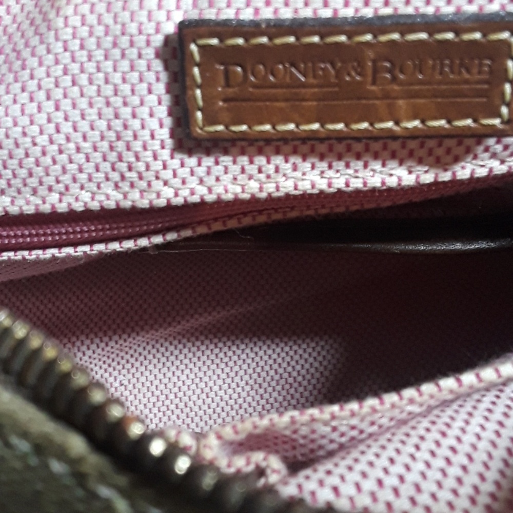 Dooney & bourke  bay - Picture 4 of 6